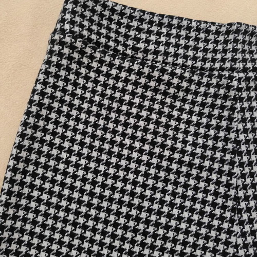 Zara Skinny Pants XS Black and Beige Houndstooth Like New