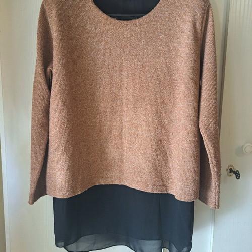 Chic Two-Layer Top like new, beige and brown