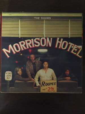 Doors LP Morrison Hotel like new, 2 records, rock
