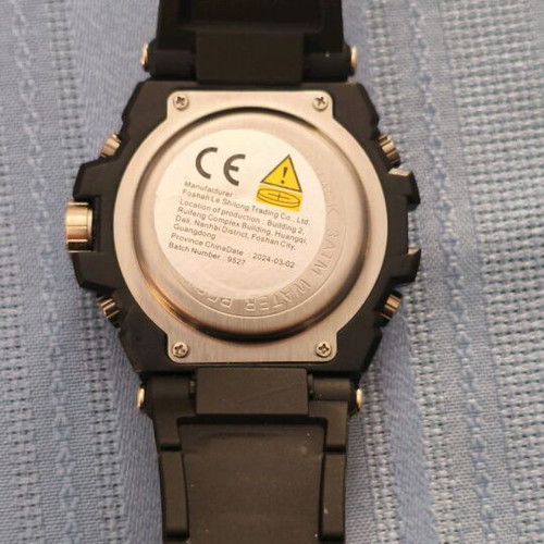 Watch with moon phase and tide phase digital, new, black