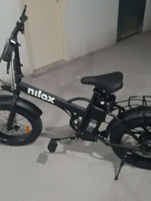 Nilox X5 Pro electric bike like new with 36 V 250 W motor