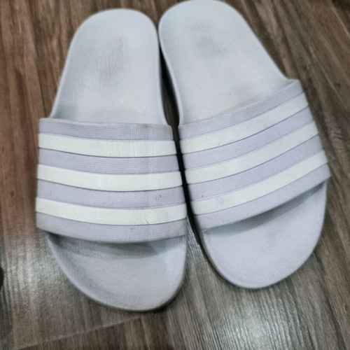 Adidas παντόφλες μεταχειρισμένες 37 λιλά