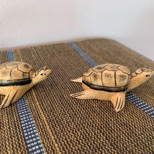 Wooden small turtles new, set of 2 handmade decorative