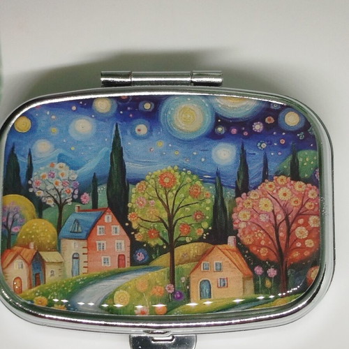 Metal pillbox new with colorful design
