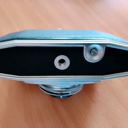 Agfa Silette Pronto used with leather case and strap