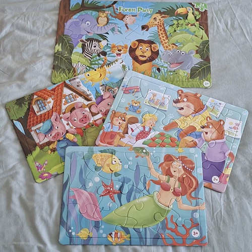 Set of 4 children's puzzles