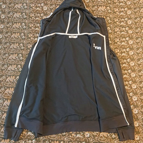 Inov-8 hoodie gray, like new, size M