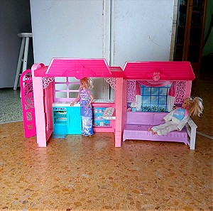 Σπίτι Barbie / κουκλόσπιτο με μια κούκλα Barbie