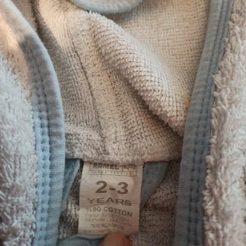 Baby bathrobe like new, white with blue details and belt