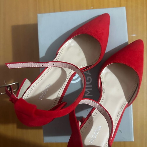 Migato red pumps like new, size 38