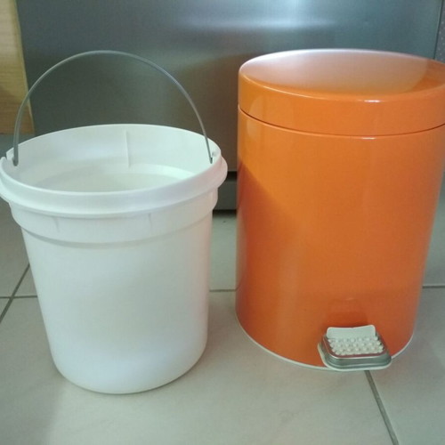 Colorado aluminum bathroom bin 5 liters like new