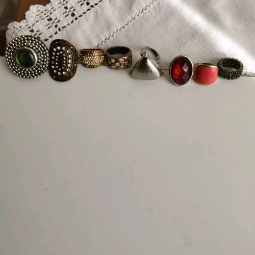 Rings like new, all together