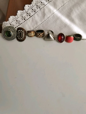 Rings like new, all together