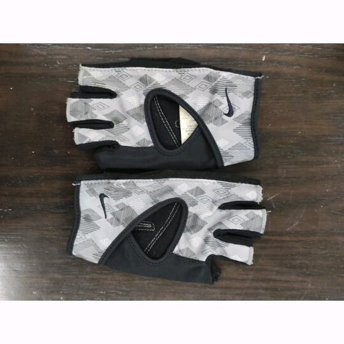 Nike cut gloves like new, black and grey