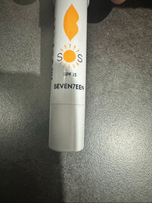 Seven7een SOS Lip Repair new, with SPF 15, red vegan