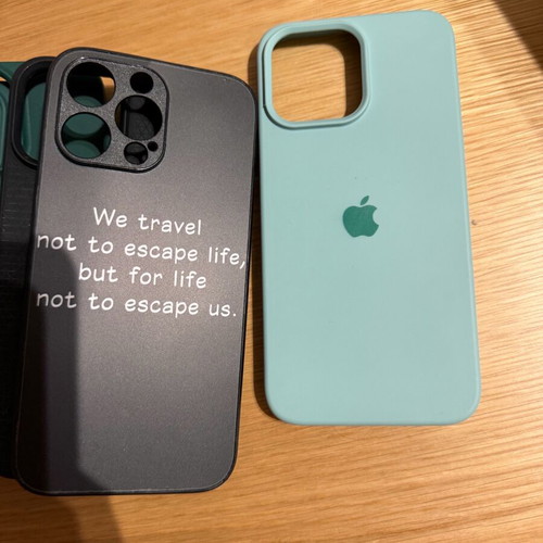 iPhone 14 Pro Max cases like new