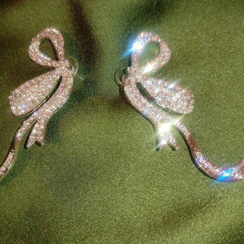 Bow-shaped earrings new, silver