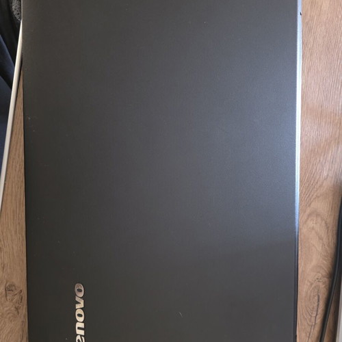 Lenovo B590 20206 laptop used, Intel Pentium, 15.6" HD, 6GB RAM, 240GB SSD