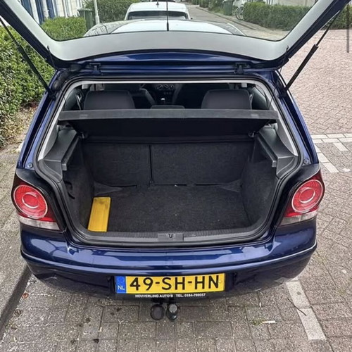 Volkswagen Polo Optive sedan like new, petrol, manual