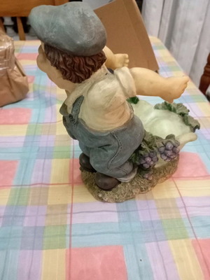 Vintage bottle holder like new