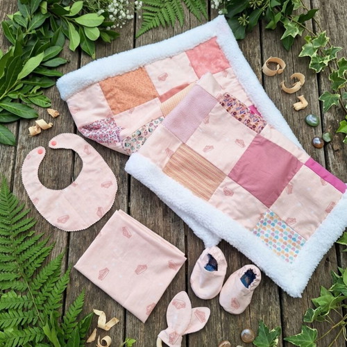 Handmade baby set with blanket, bib, shoes and wooden ears decoration