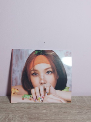 Nayeon NA Kpop album digipack like new with photobook and CD
