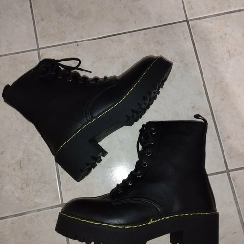 Voi&Noi women's black ankle boots size 39 new