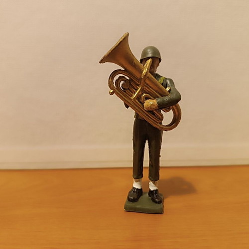 Athina Infantry Band Soldier Figurine like new