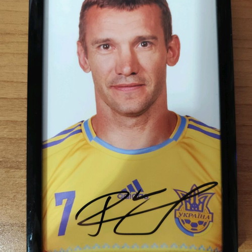 Andriy Shevchenko autographs like new, pack of 2