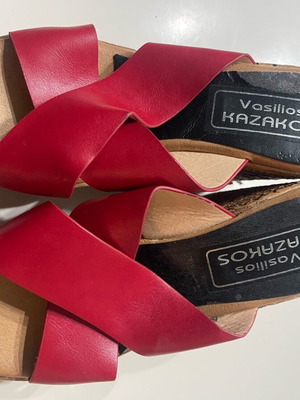 Women's platform sandals size 36 used, red