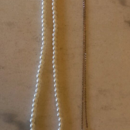 Necklace set like new with minimal wear