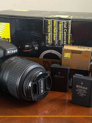 Nikon D5100 kit with 2 lenses like new