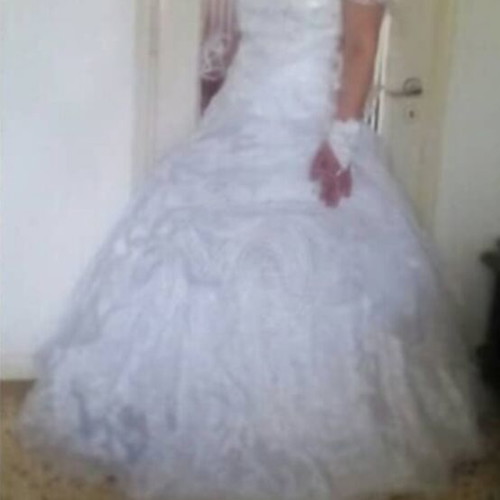 Wedding dresses used in excellent condition, sizes from small to xlarge, white