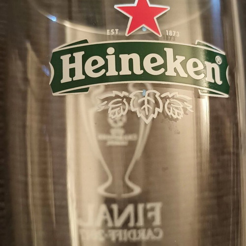 Set of two Heineken Final 4 Cardiff 2017 promotional glasses like new