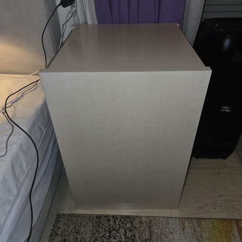 Modeco nightstand with 2 drawers used