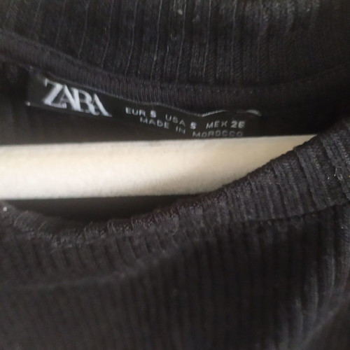 Zara rib blouse with organza sleeves used, black, size S