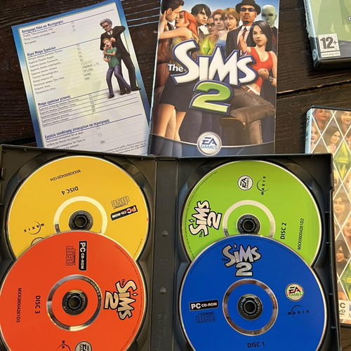 The Sims PC games bundle used with multiple expansion packs