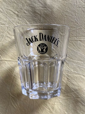 Jack Daniel’s collectible glass like new, low glass