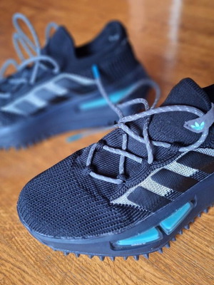 Adidas women's athletic shoes like new, size 36, black