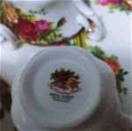 Σερβίτσιο τσαγιού Royal Albert "old country roses" bone china England 62'-73'.