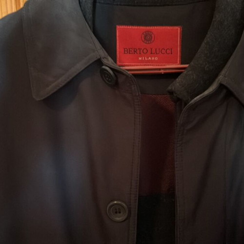 Bertolucci men's coat like new, black with inner lining