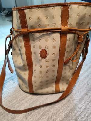 Kenza leather women's bucket bag used, crossbody