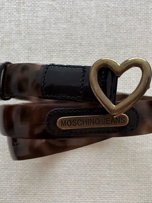 Moschino Jeans vintage tortoiseshell belt with heart buckle, like new