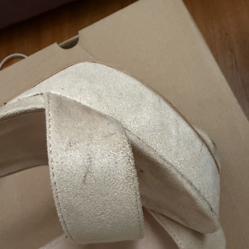 Beige suede platform pumps with thick heel size 41 used