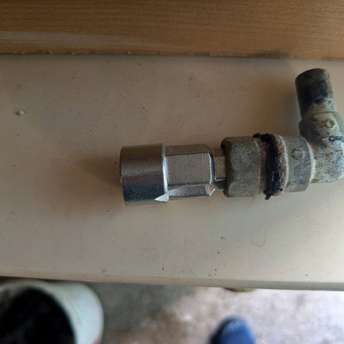 Plumbing wrench new for body tail removal