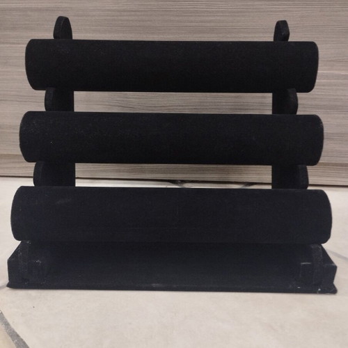 Velvet base for bracelets or watches used