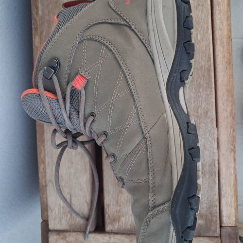 The North Face women's hiking boots size 38, brown