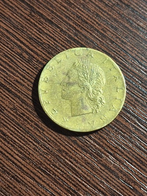 Italy 20 Lire 1957 used
