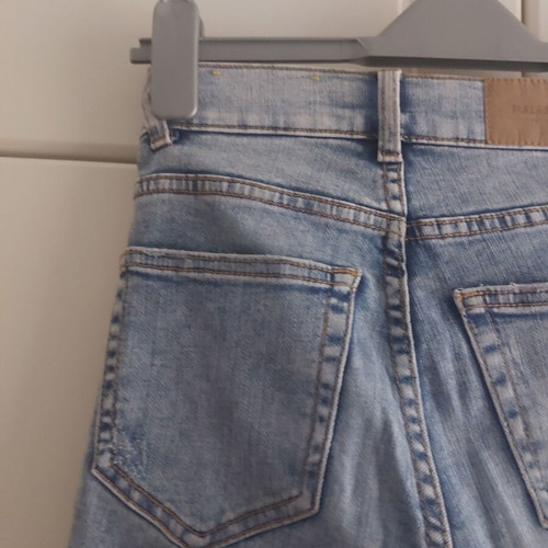 Pull & Bear Skinny Mid Waist Jeans size 32 like new