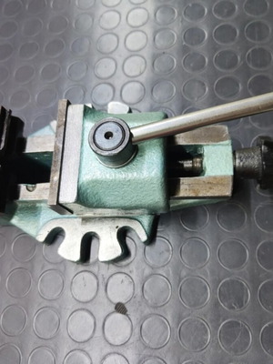 BISON 6542-80 Machine Vise Like New, Industrial Quality